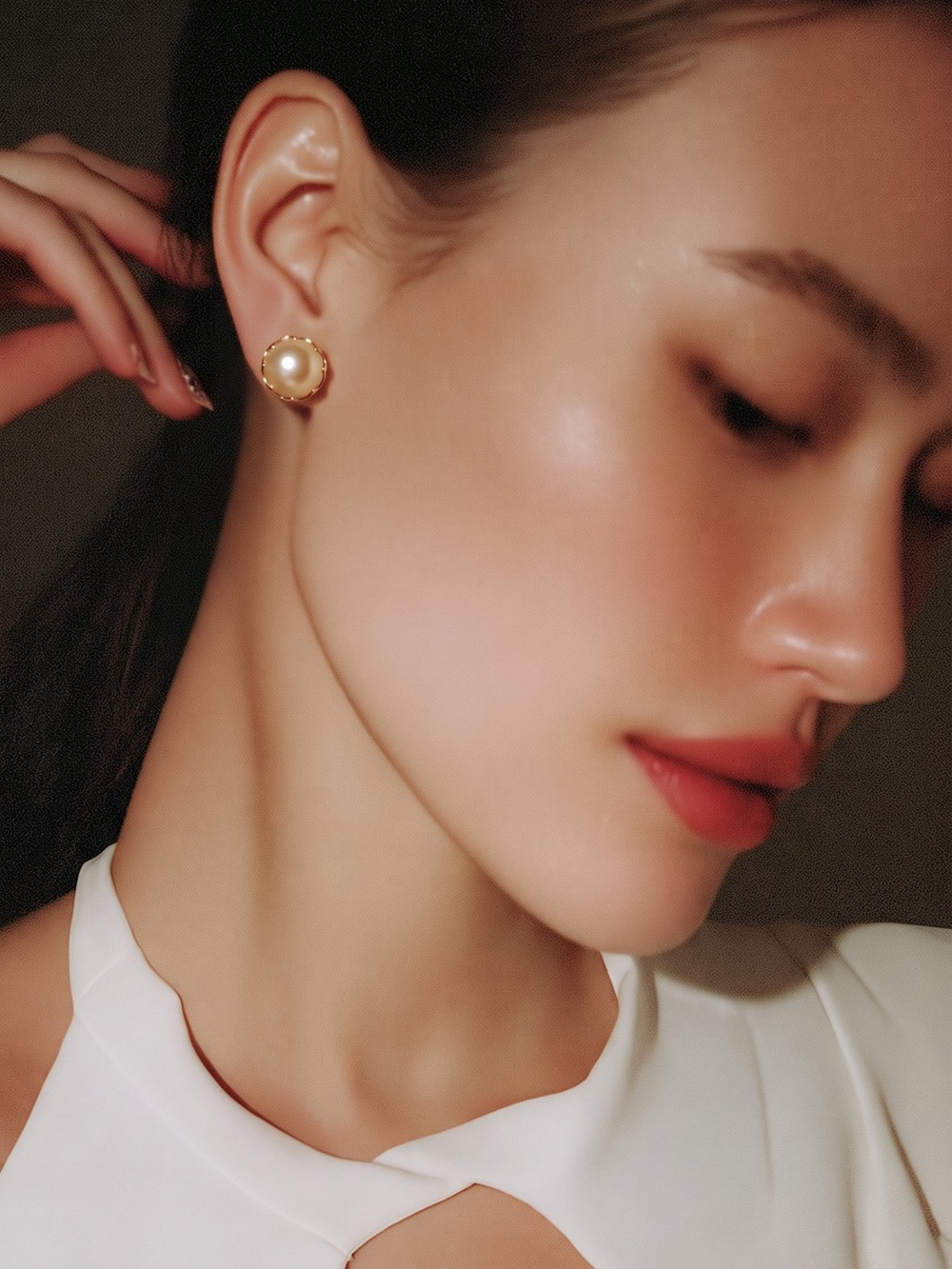 14KT Gold Filled White Pearl Stud Earrings